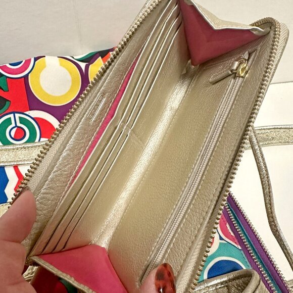 Coach Poppy Glam Tote & Wallet - Picture 11 of 12